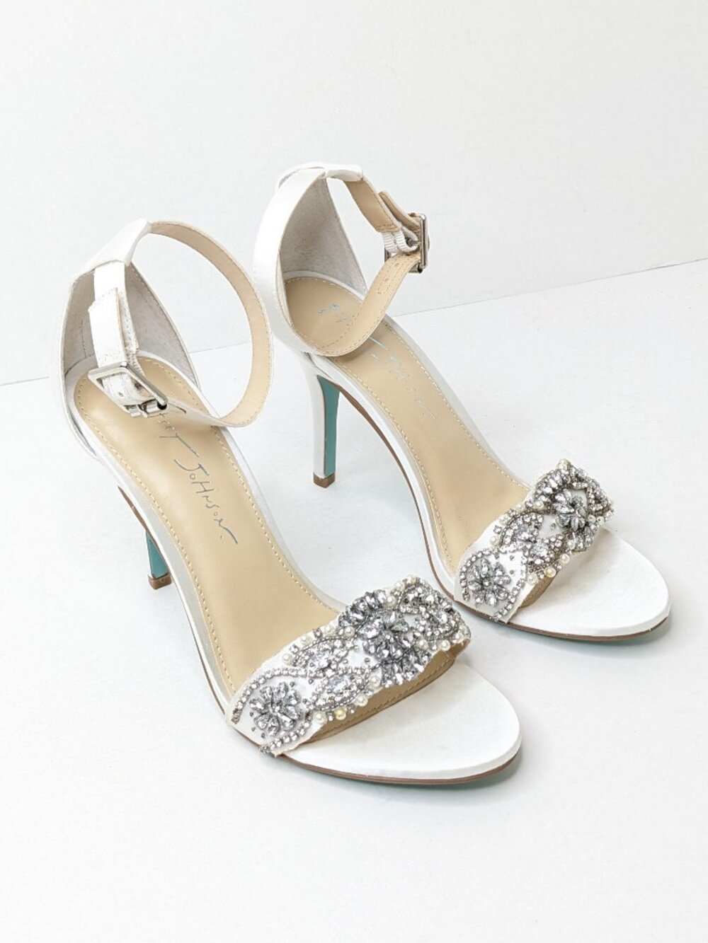 Betsey Johnson Gina Dress Sandals White Satin Women's 7.5
